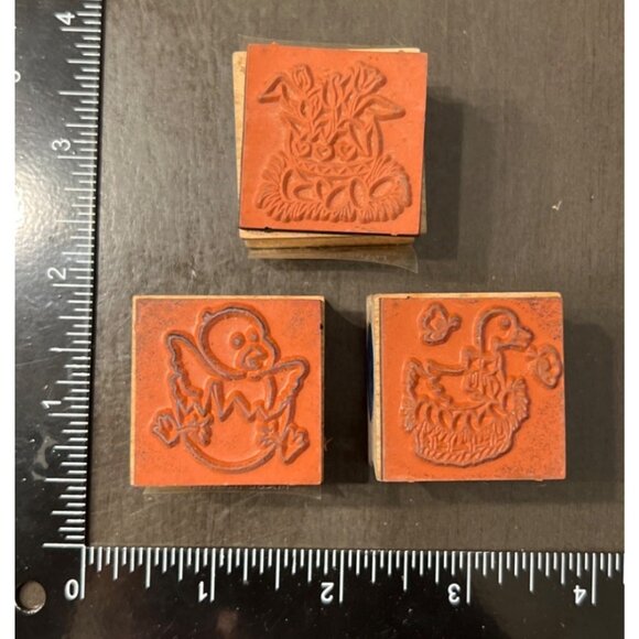 Easter-Themed Wood Mounted Rubber Stamp Set Of 3 Wooden Blocks Duck Goose Tulips - Picture 2 of 3